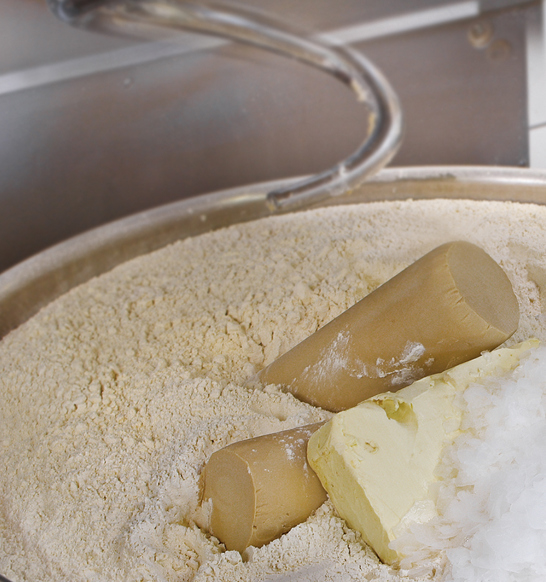 MAJA Scherbeneis zur Teigkühlung